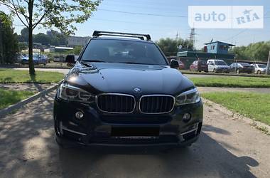 Позашляховик / Кросовер BMW X5 2017 в 