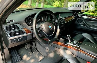 Внедорожник / Кроссовер BMW X5 2010 в Хмельницком