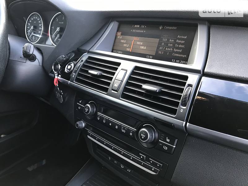 Внедорожник / Кроссовер BMW X5 2008 в Черновцах