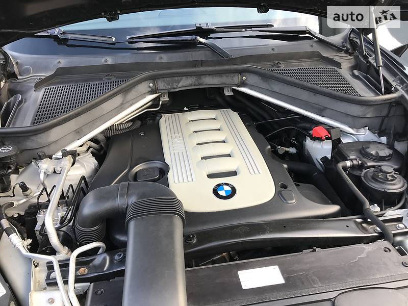 Внедорожник / Кроссовер BMW X5 2008 в Черновцах