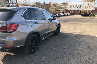 Внедорожник / Кроссовер BMW X5 2013 в Черновцах