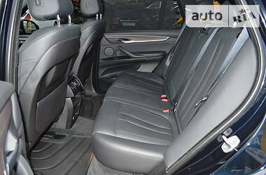 Позашляховик / Кросовер BMW X5 2014 в 