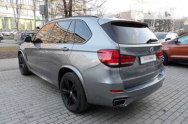 Позашляховик / Кросовер BMW X5 2014 в 