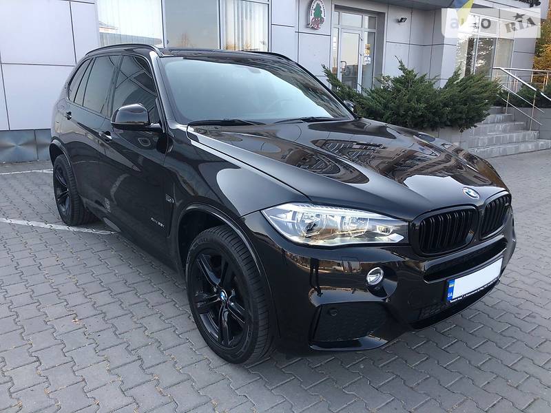 Внедорожник / Кроссовер BMW X5 2016 в Хмельницком