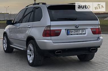 Позашляховик / Кросовер BMW X5 2002 в 