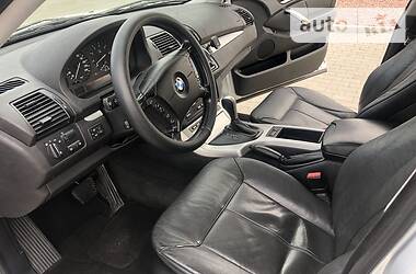 Позашляховик / Кросовер BMW X5 2002 в 