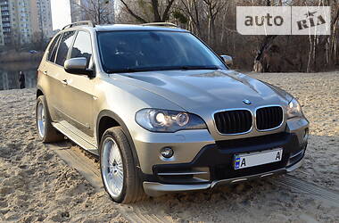 Позашляховик / Кросовер BMW X5 2007 в 
