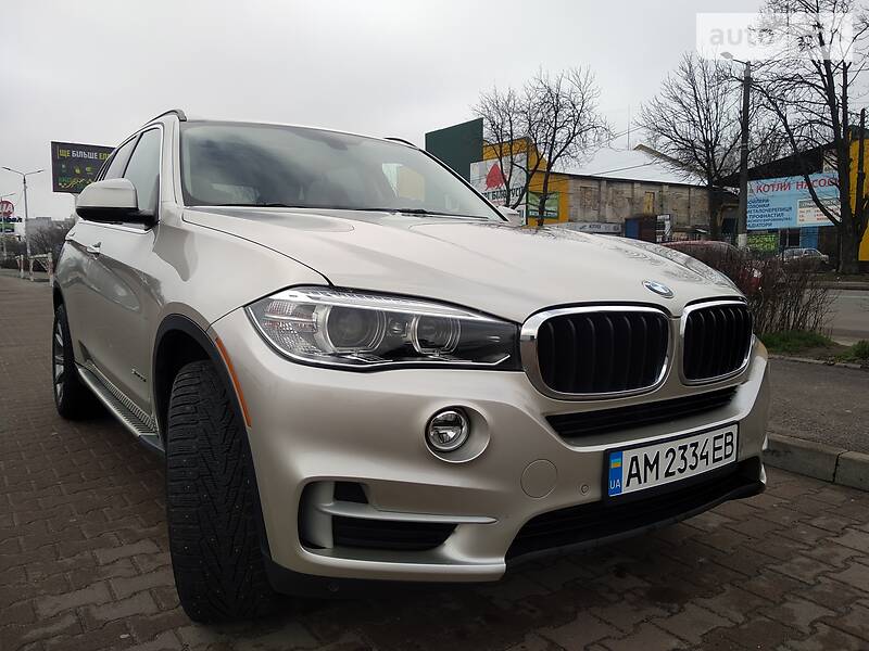 Позашляховик / Кросовер BMW X5 2014 в 