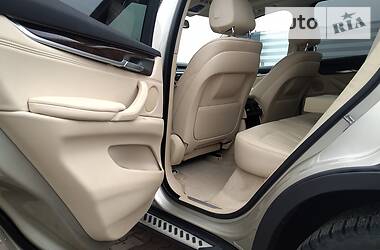 Позашляховик / Кросовер BMW X5 2014 в 