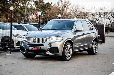 Позашляховик / Кросовер BMW X5 2014 в 