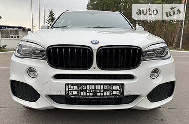 Позашляховик / Кросовер BMW X5 2017 в 