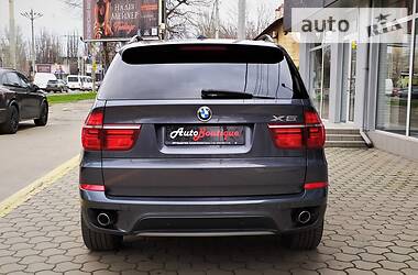 Позашляховик / Кросовер BMW X5 2012 в 