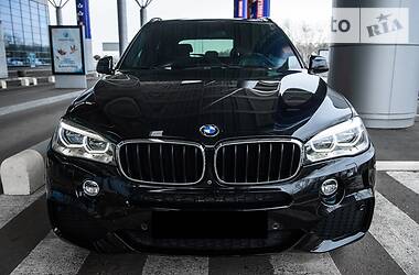 Позашляховик / Кросовер BMW X5 2015 в 