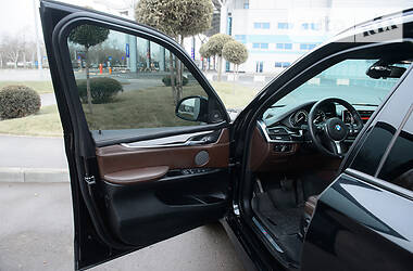 Позашляховик / Кросовер BMW X5 2015 в 