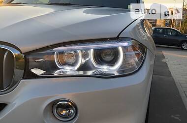 Позашляховик / Кросовер BMW X5 2017 в 