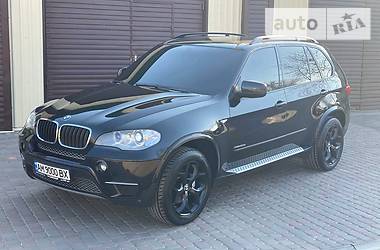 Позашляховик / Кросовер BMW X5 2010 в 