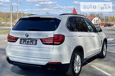 Позашляховик / Кросовер BMW X5 2015 в 