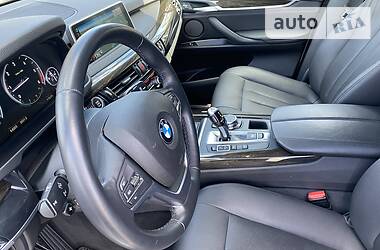 Позашляховик / Кросовер BMW X5 2015 в 