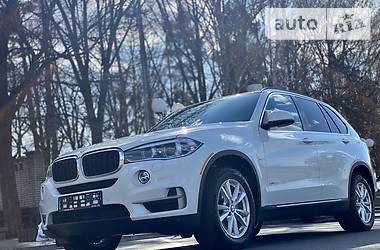 Позашляховик / Кросовер BMW X5 2015 в 