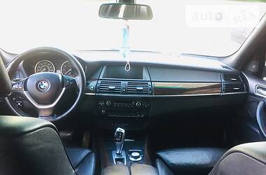 Позашляховик / Кросовер BMW X5 2008 в 