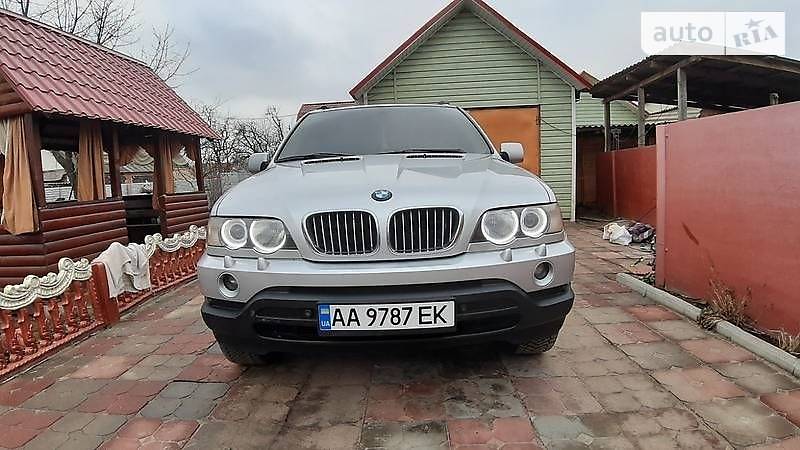 Позашляховик / Кросовер BMW X5 2001 в 