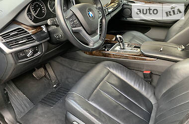 Позашляховик / Кросовер BMW X5 2015 в 