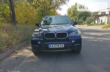 Седан BMW X5 2011 в Киеве