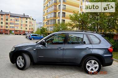 Позашляховик / Кросовер BMW X5 2011 в 