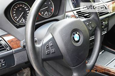 Позашляховик / Кросовер BMW X5 2011 в 