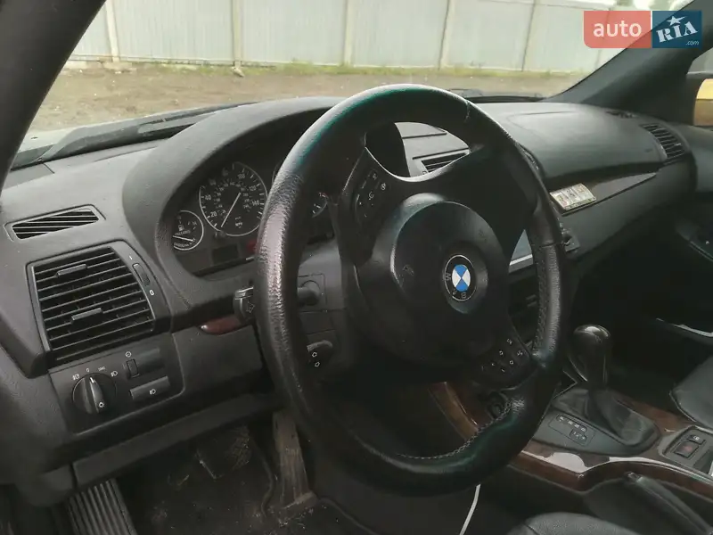 Позашляховик / Кросовер BMW X5 2006 в 