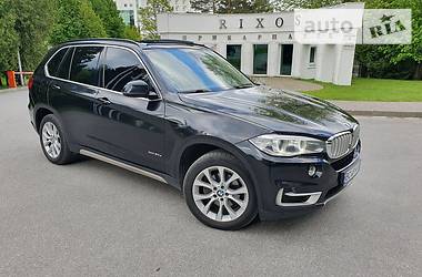 Позашляховик / Кросовер BMW X5 2014 в 