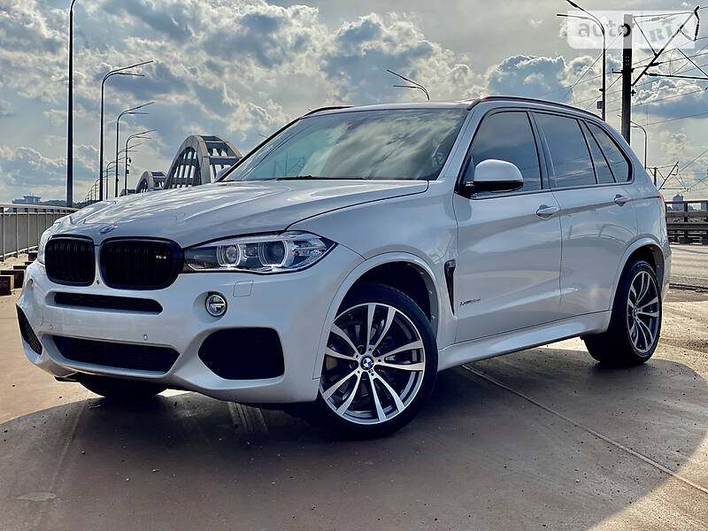 Позашляховик / Кросовер BMW X5 2015 в Києві