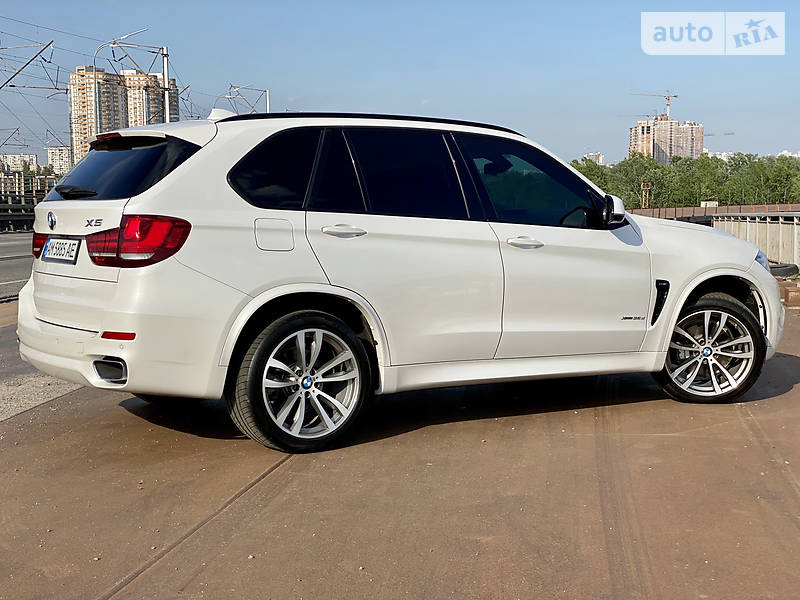 Позашляховик / Кросовер BMW X5 2015 в Києві