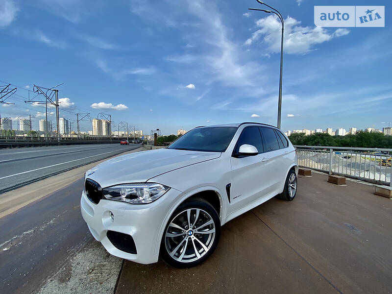 Позашляховик / Кросовер BMW X5 2015 в Києві