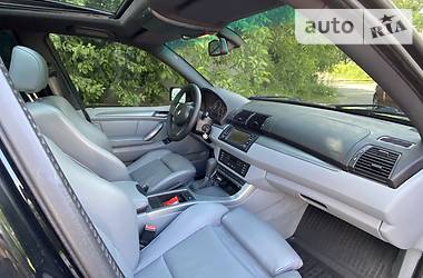 Позашляховик / Кросовер BMW X5 2004 в 