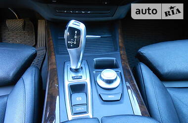 Позашляховик / Кросовер BMW X5 2008 в 
