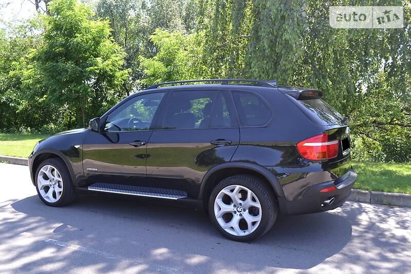 Позашляховик / Кросовер BMW X5 2010 в Києві