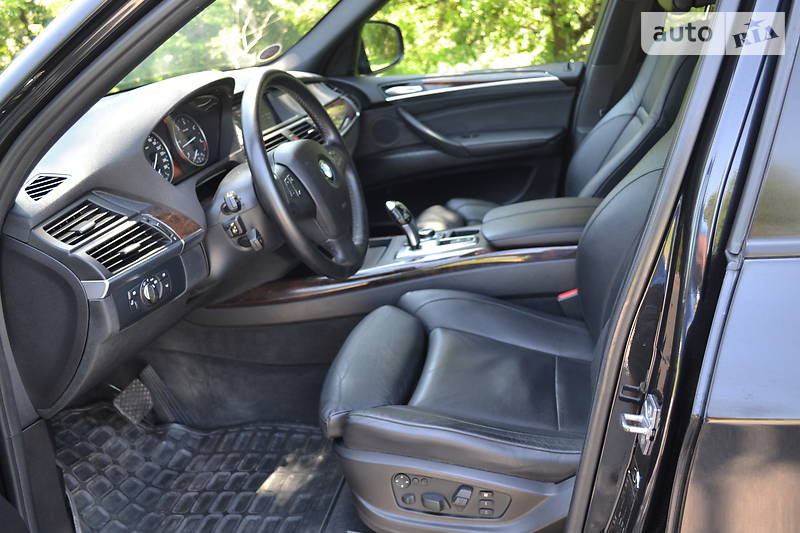Позашляховик / Кросовер BMW X5 2010 в Києві