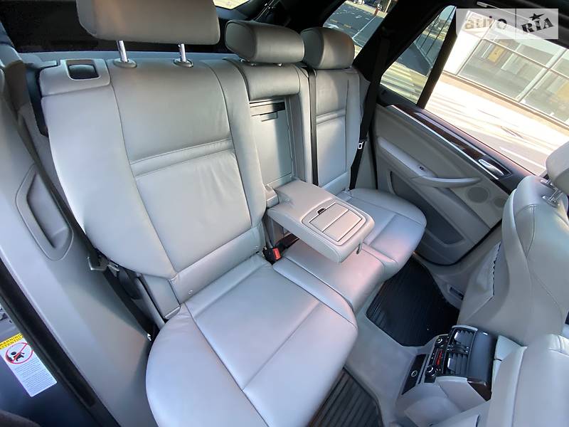 Позашляховик / Кросовер BMW X5 2008 в Києві