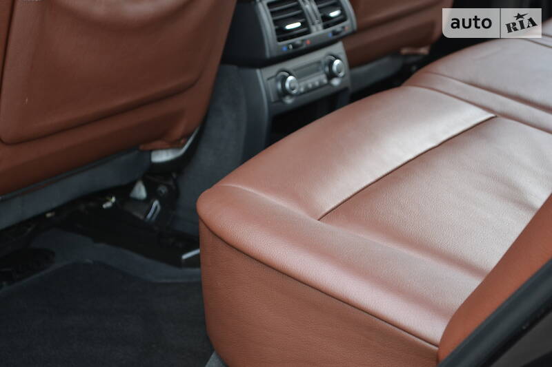 Позашляховик / Кросовер BMW X5 2012 в Рівному