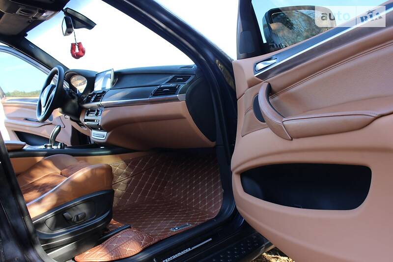 Позашляховик / Кросовер BMW X5 2007 в Львові