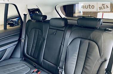 Позашляховик / Кросовер BMW X5 2019 в 