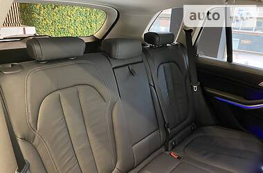 Позашляховик / Кросовер BMW X5 2019 в 