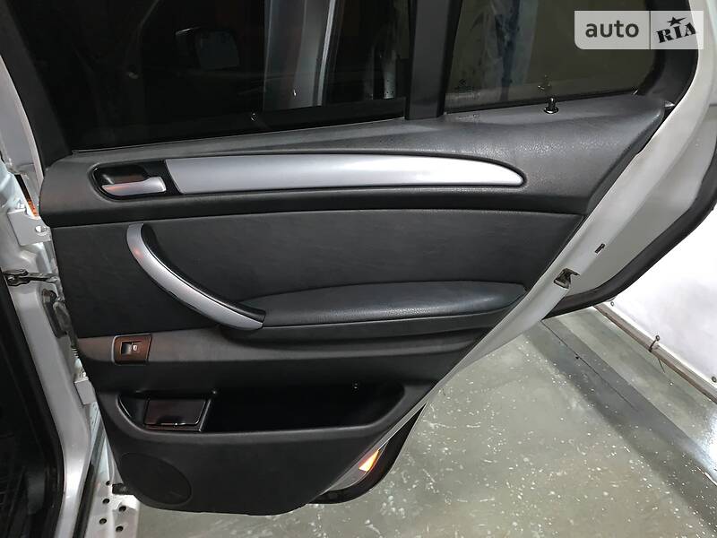 Позашляховик / Кросовер BMW X5 2006 в Чернівцях