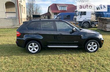 Внедорожник / Кроссовер BMW X5 2010 в 