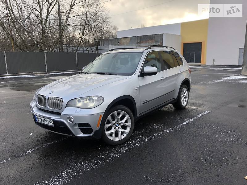 Позашляховик / Кросовер BMW X5 2013 в Рівному