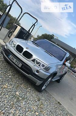 Внедорожник / Кроссовер BMW X5 2003 в Черновцах