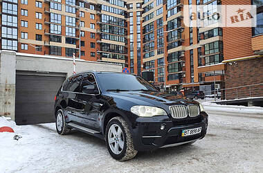 Внедорожник / Кроссовер BMW X5 2010 в Луцке