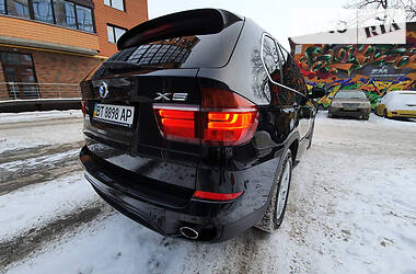 Внедорожник / Кроссовер BMW X5 2010 в Луцке