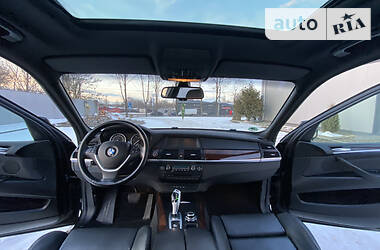 Позашляховик / Кросовер BMW X5 2010 в Івано-Франківську